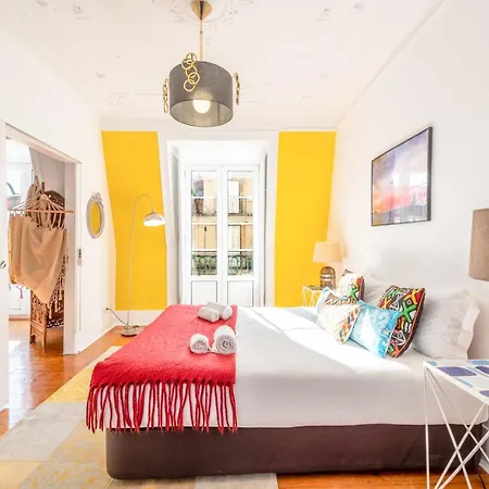 Guestready - Groovy Fanqueiros * Lissabon